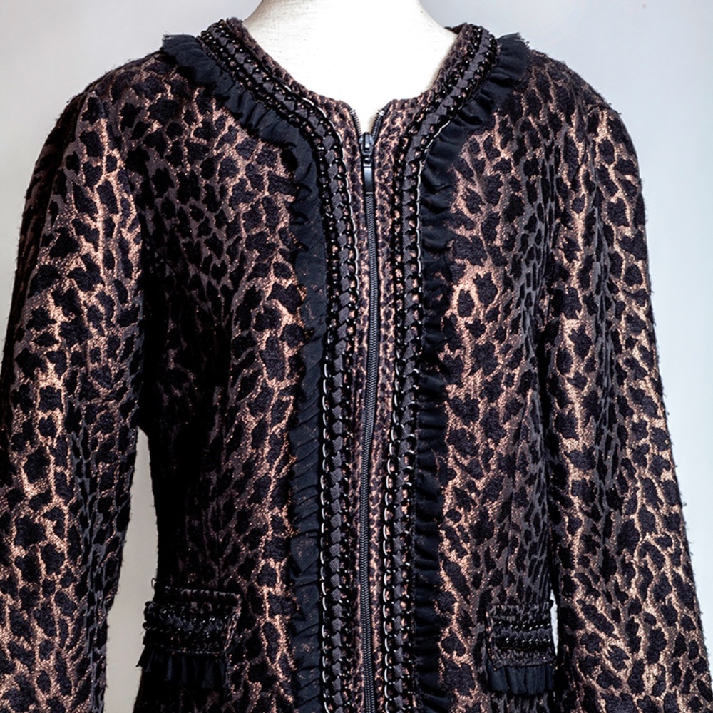 ALBERTO MAKALI  Zebra Print.Long Sleeve Blazer.  Size 12